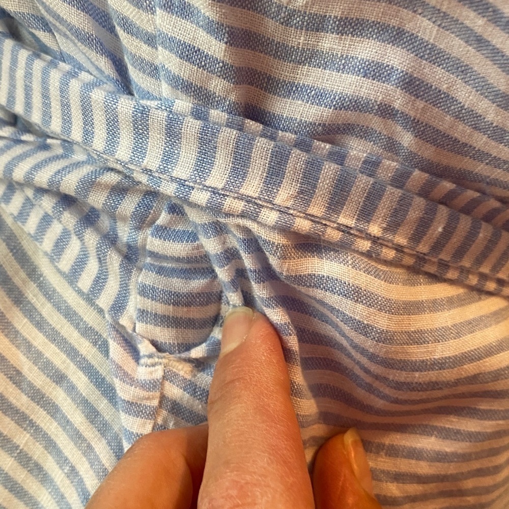 Vineyard Vines Feeder linen Blue and White Striped Wrap Blouse - Picture 4 of 9